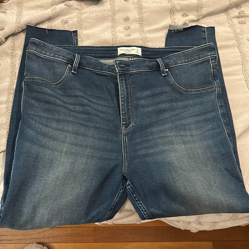Abercrombie and fitch high rise jean legging